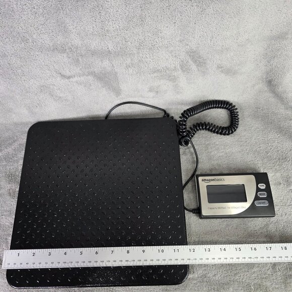 AMZ Basics Digital Shipping Scale Heavy Duty Aluminum Platform 660 Lb Capacity - Picture 3 of 8